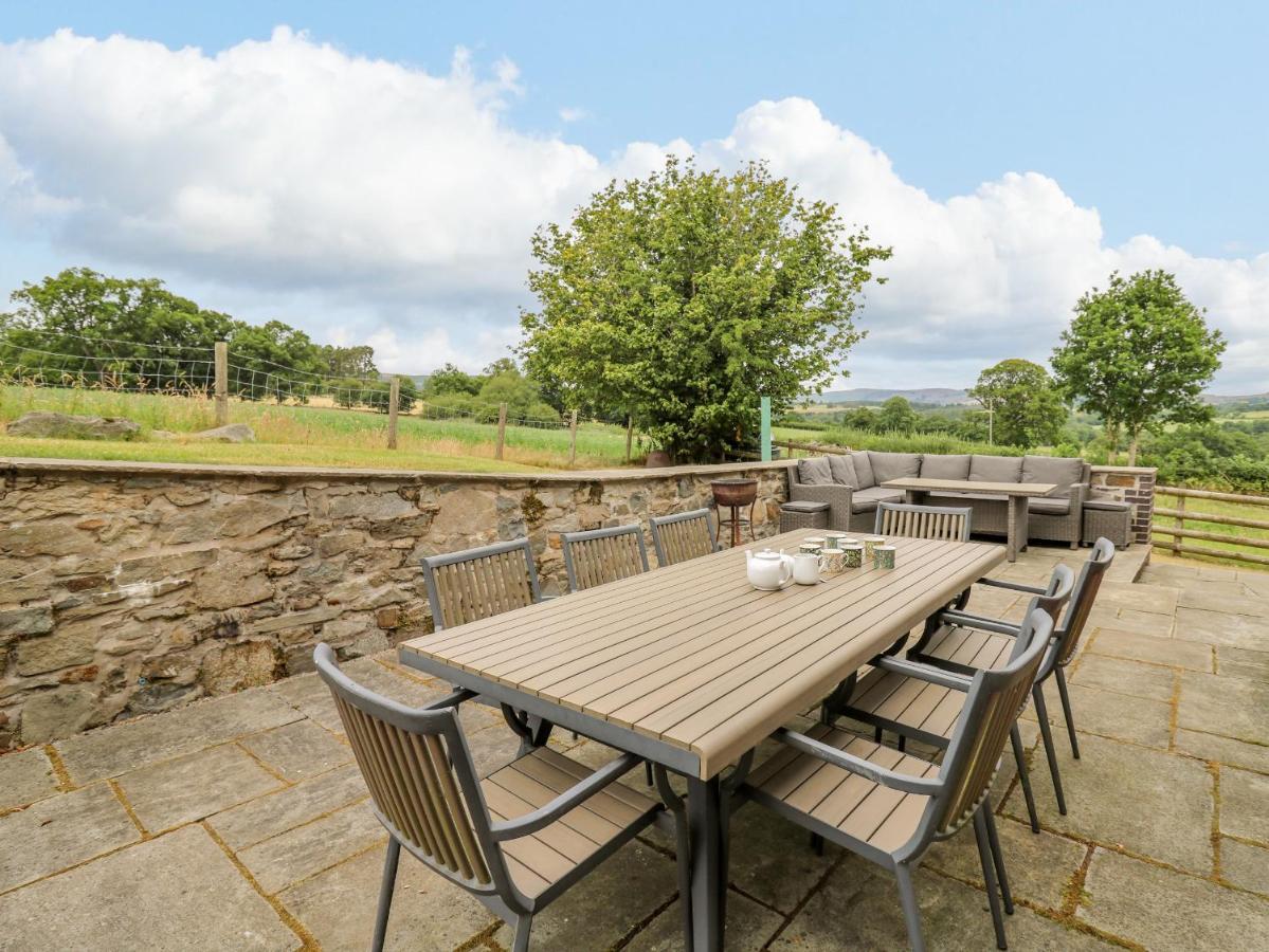 Byrdir Cottage Llanwrthwl Exterior photo